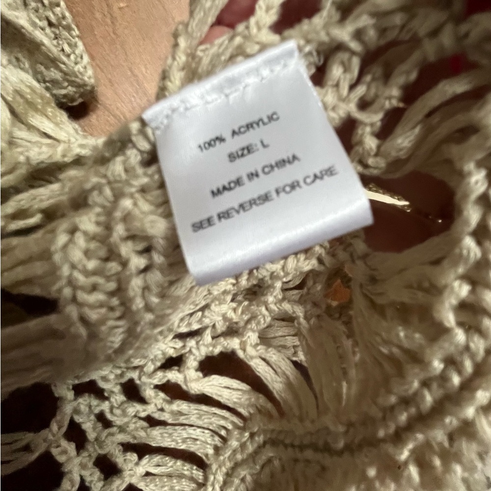 ABSOLUTELY FAMOUS Ladies Size Large Taupe Color Crochet Short Sleeve Shrug. - Picture 2 of 8